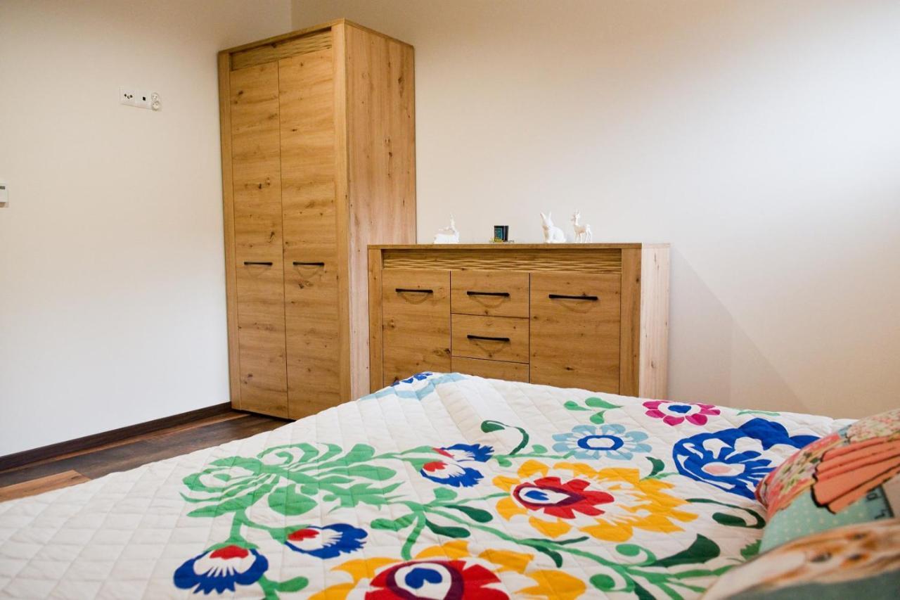 Dluga Apartment *